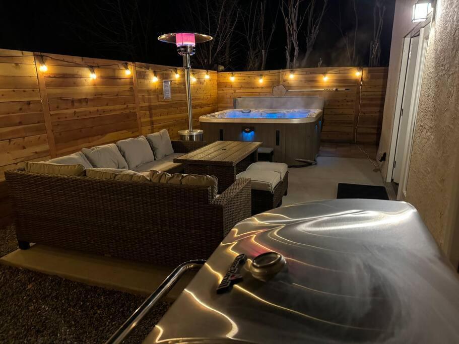 Cowboy Den-Hot Tub-Game Room-Pet Friendly-No Pet Fees! Albuquerque Exterior foto