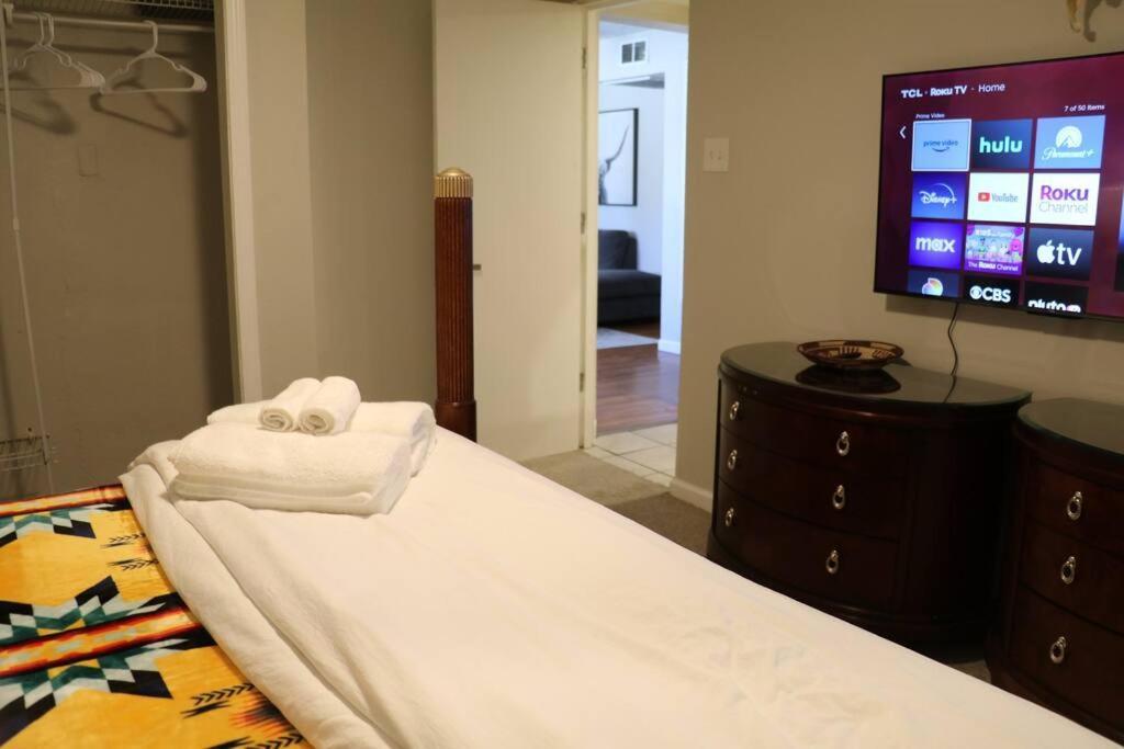 Cowboy Den-Hot Tub-Game Room-Pet Friendly-No Pet Fees! Albuquerque Exterior foto